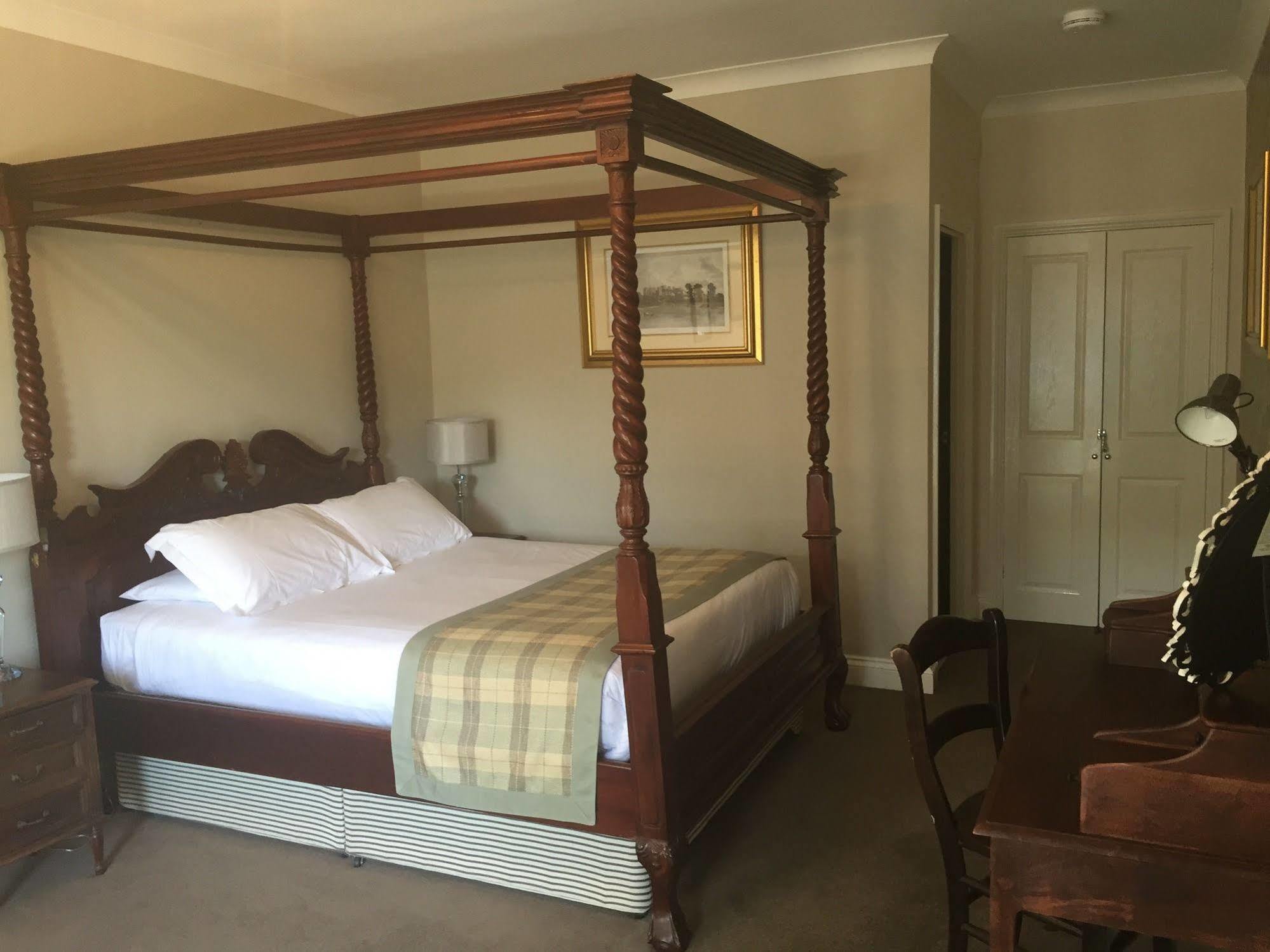 Hever Hotel Edenbridge Extérieur photo